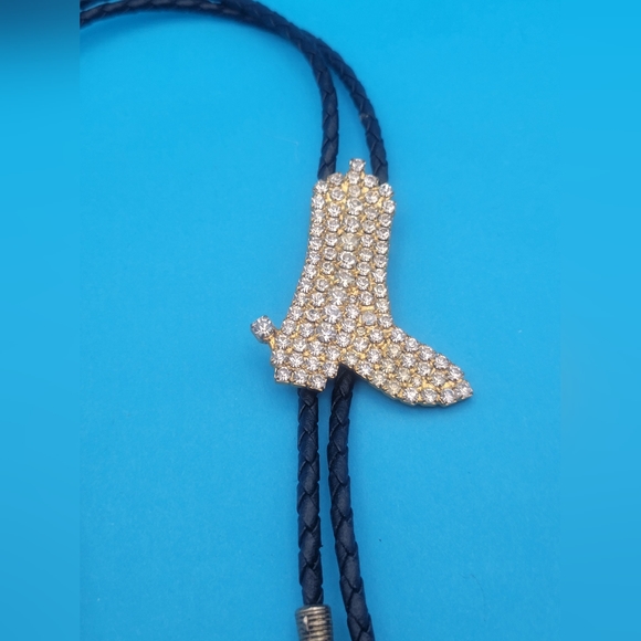 🤠 Rhinestone Cowboy 🤠 Boot Bolo - Picture 2 of 5